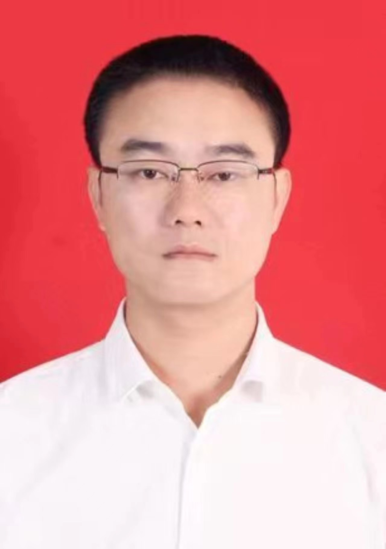 党组成员、副主任<br>（副台长）：